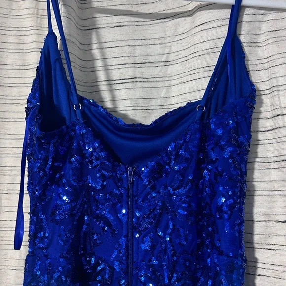 Blue prom dress - Picture 2 of 3